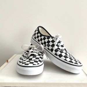 Women’s VANS Checkered Sneakers